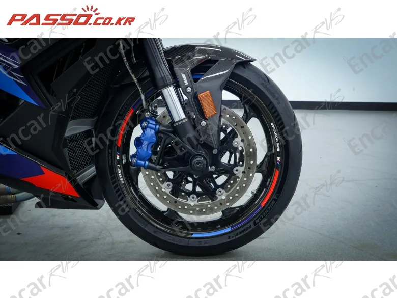 Bmw M 1000 R - фото 5