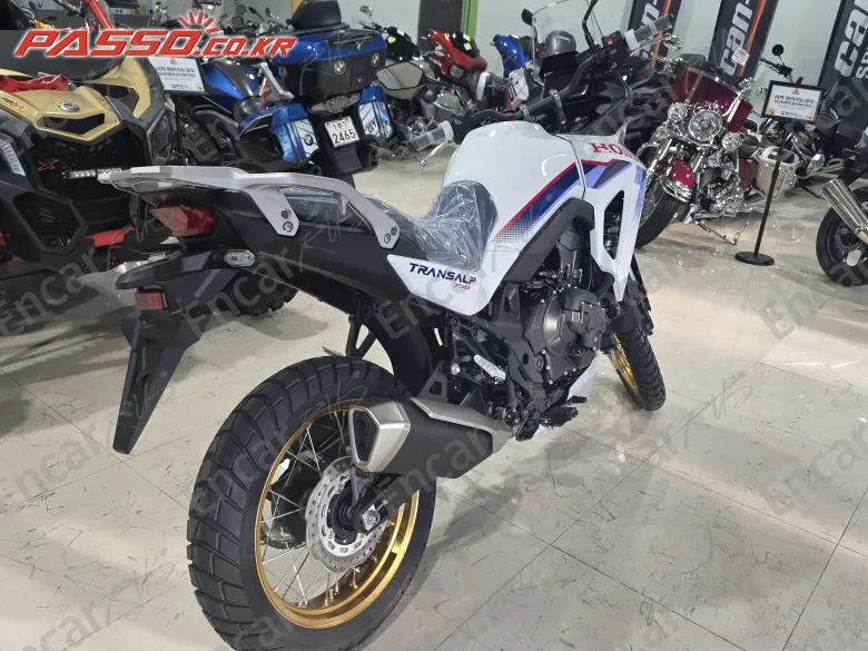 HONDA XL 750 TRANSALP - фото 2