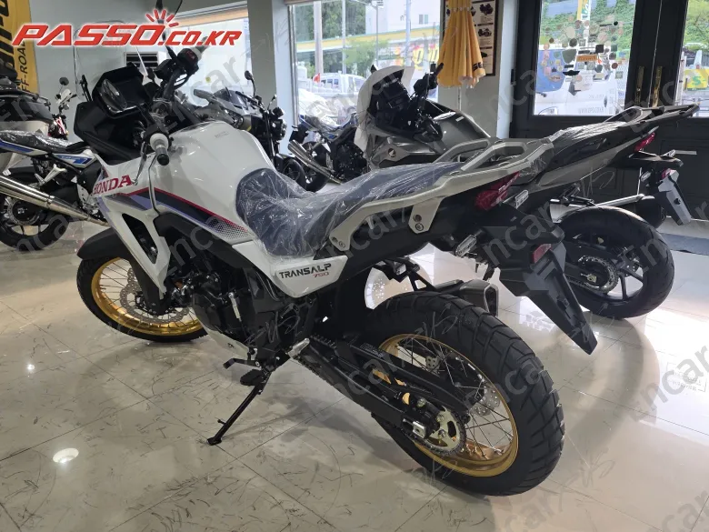 HONDA XL 750 TRANSALP - фото 3