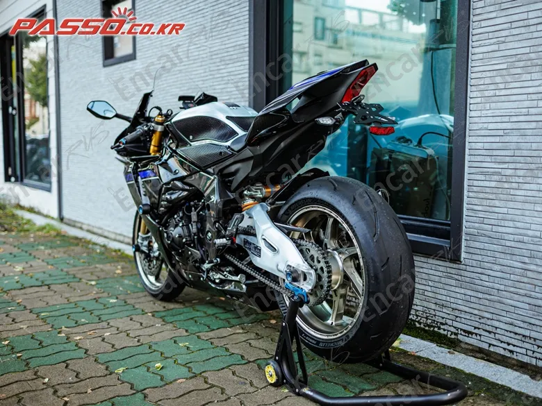 Yamaha Yzf R1 M - фото 2