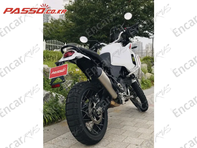 DUCATI DESERT X - фото 2