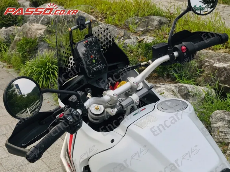 DUCATI DESERT X - фото 3
