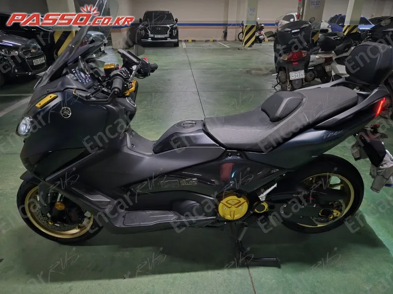 Yamaha T Max 560 - фото 1
