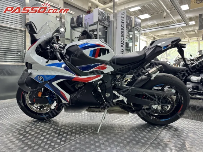 Bmw M 1000 Rr - фото 1