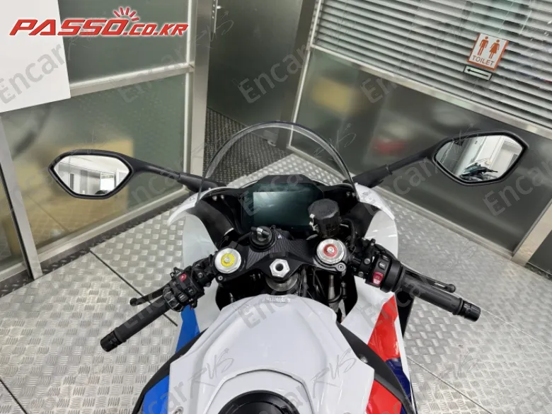 Bmw M 1000 Rr - фото 3