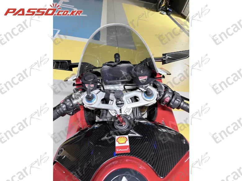Ducati Panigale V4 S - фото 3