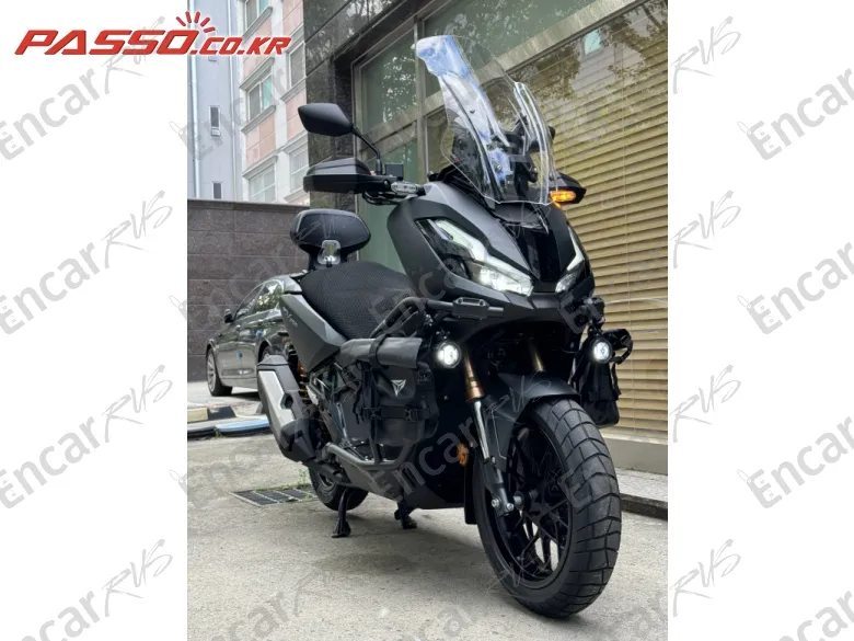 Honda Adv 350 - фото 1