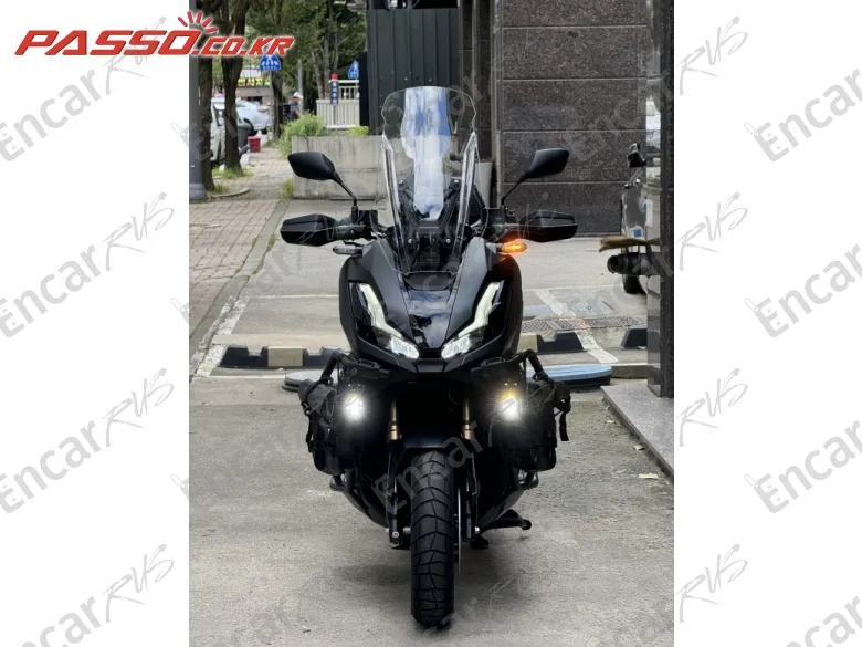Honda Adv 350 - фото 5