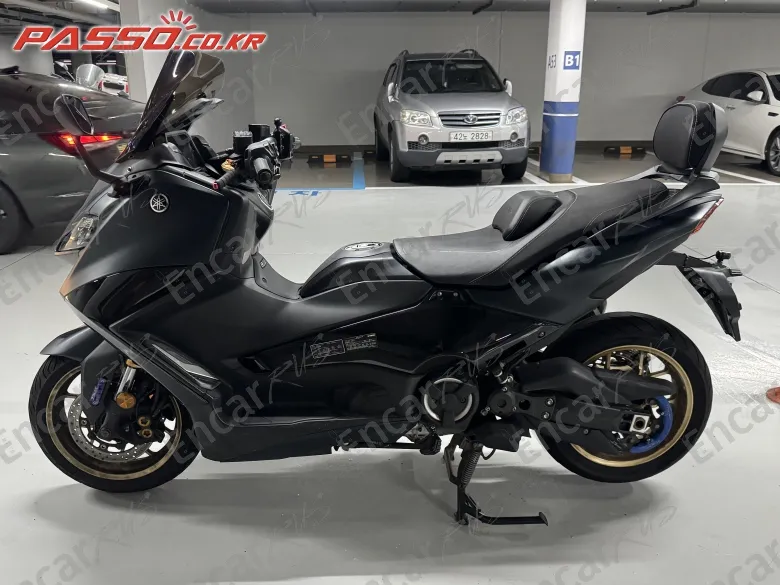 Yamaha T Max 560 - фото 1