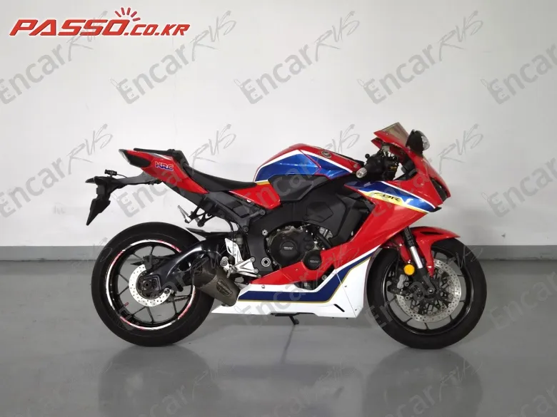 Honda Cbr 1000 Rr - фото 0