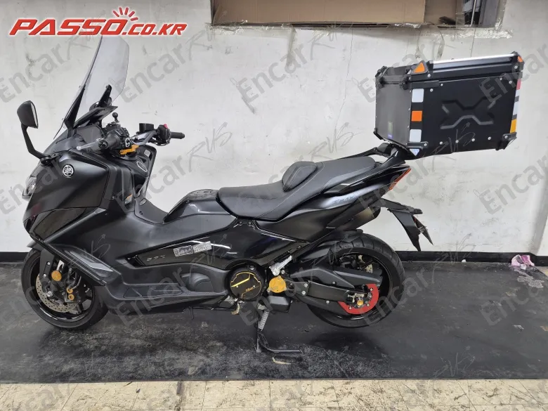 Yamaha T Max 560 - фото 1