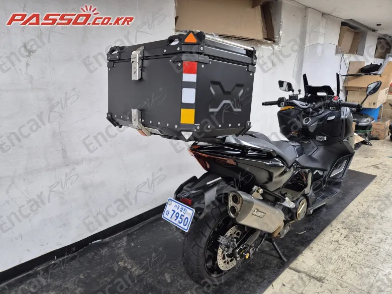 Yamaha T Max 560 - фото 2