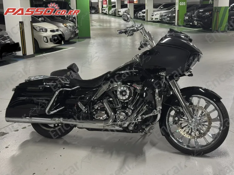 HARLEY-DAVIDSON ROAD GLIDE SPECIAL - фото 2