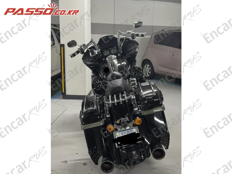 HARLEY-DAVIDSON ROAD GLIDE SPECIAL - фото 4