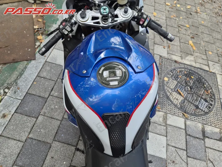 BMW S 1000 RR - фото 3