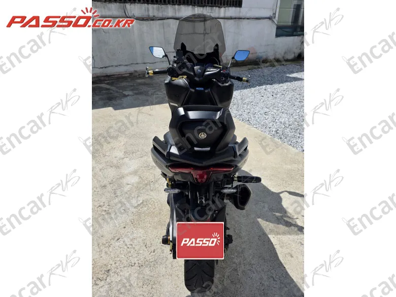 Yamaha T Max 560 - фото 2