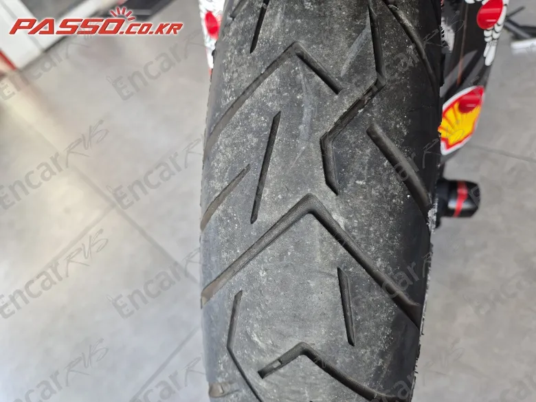 Ducati Multistrada V4 S - фото 4