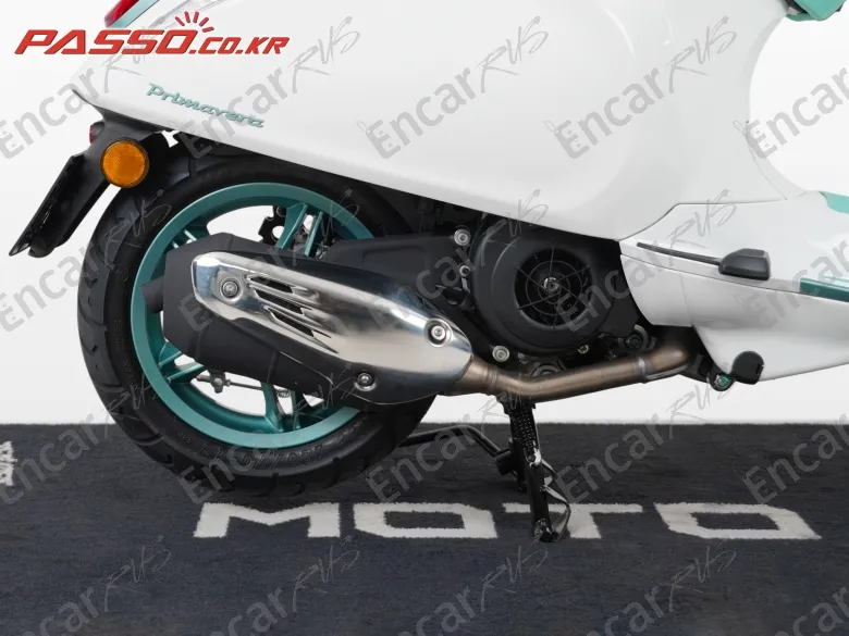 Vespa Primavera 125 Abs - фото 6