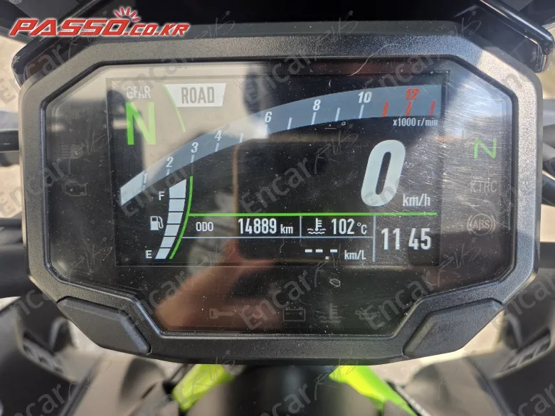 Kawasaki Z 900 Abs - фото 3