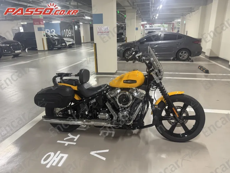 Harley-Davidson Street Bob 117 - фото 0
