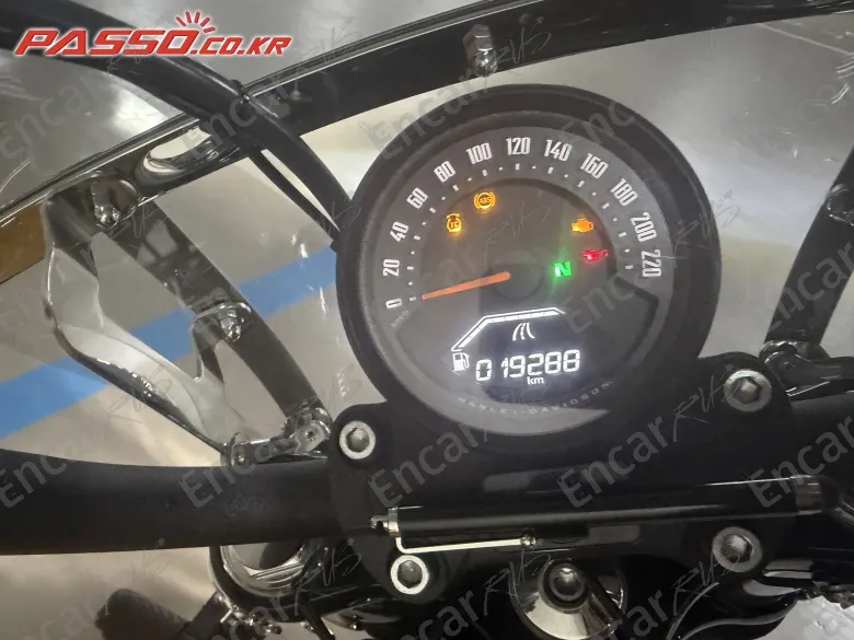 Harley-Davidson Street Bob 117 - фото 3