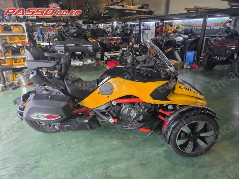 BRP Can-Am Spyder F3 S - фото 0