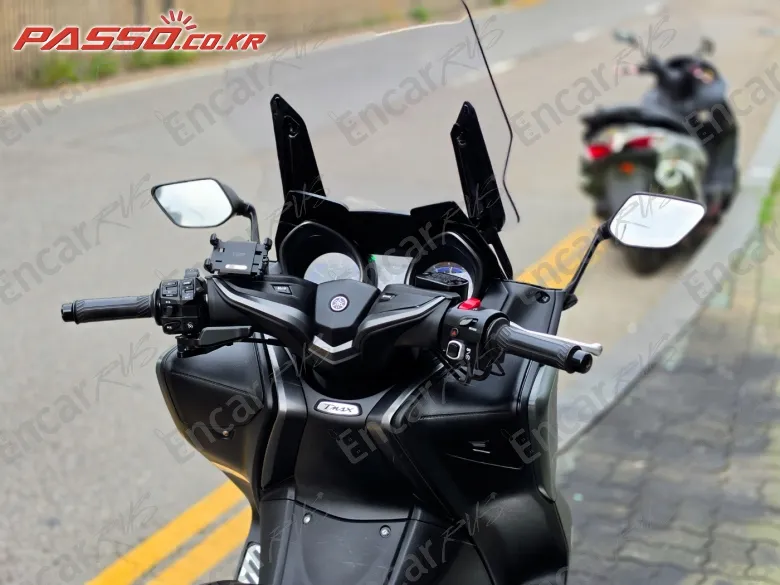 Yamaha T Max 560 - фото 3