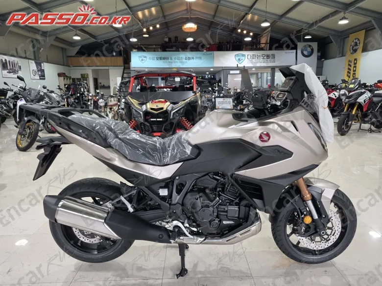 Honda Nt 1100 Dct - фото 0