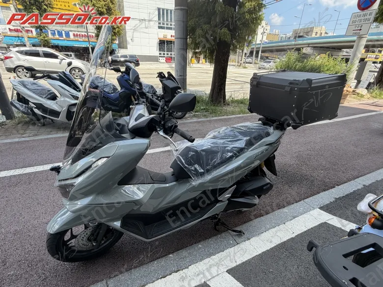 Honda PCX 125 ABS - фото 1