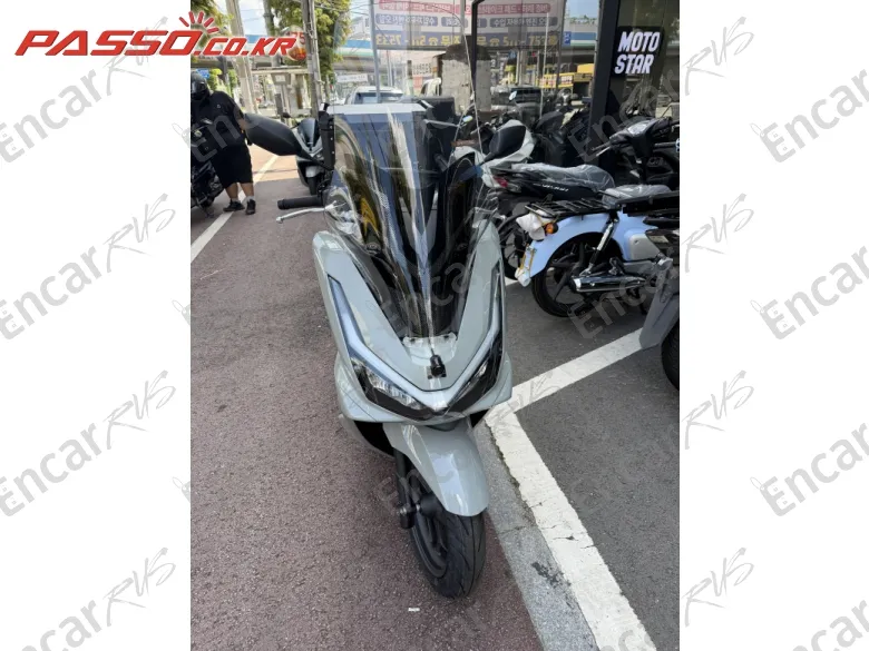 Honda PCX 125 ABS - фото 2