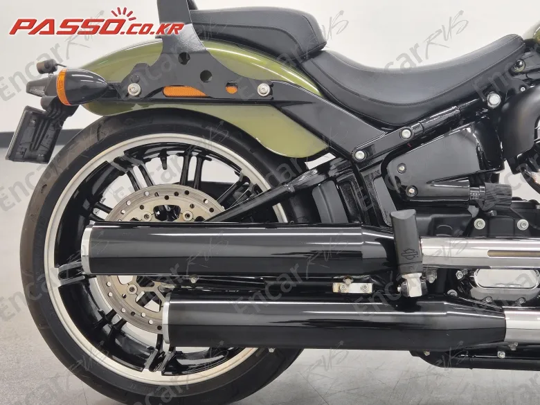 Harley-Davidson Breakout 114 - фото 1