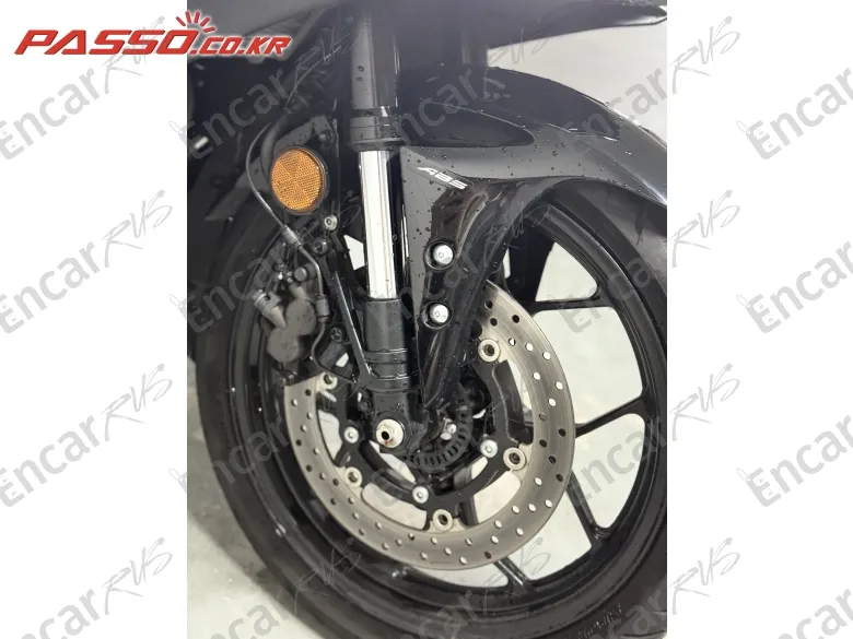 Yamaha Yzf R3 - фото 5