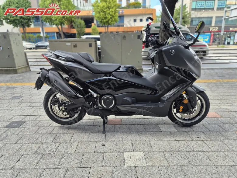 Yamaha T Max 560 - фото 0