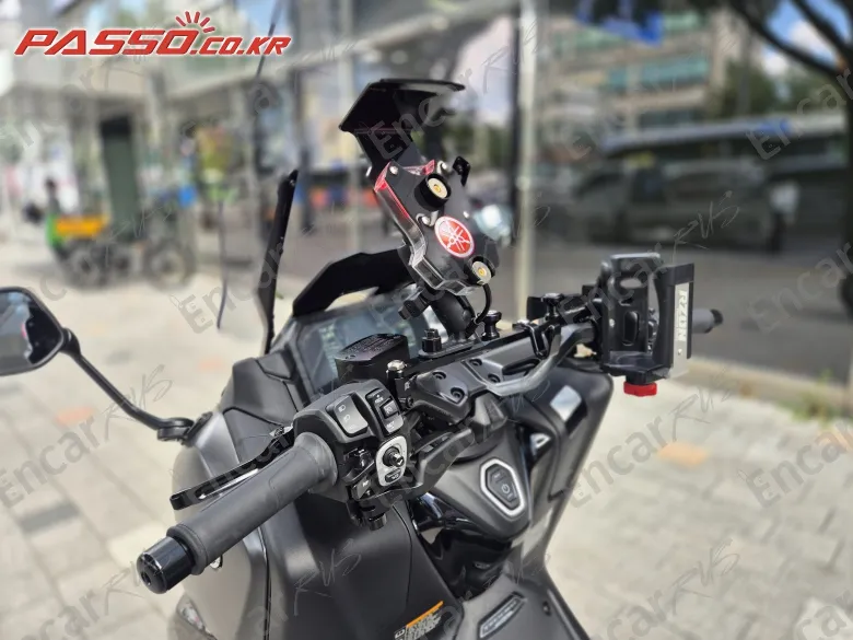 Yamaha T Max 560 - фото 3