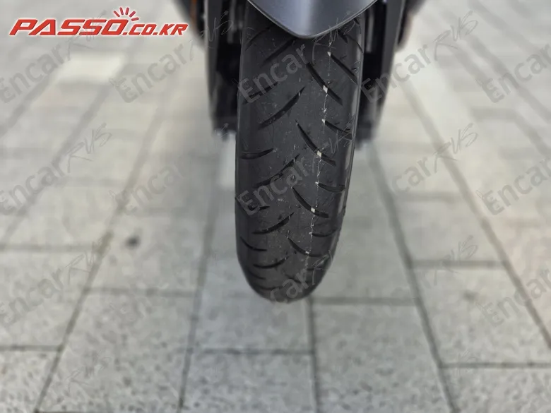 Yamaha T Max 560 - фото 5