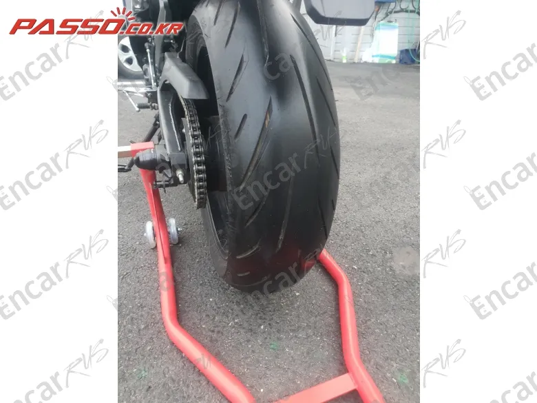 Yamaha Yzf R7 - фото 4