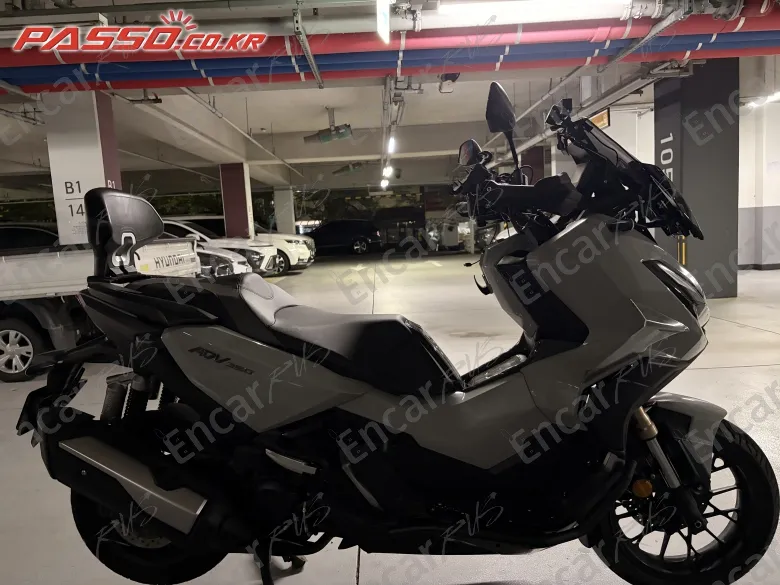 Honda Adv 350 - фото 0