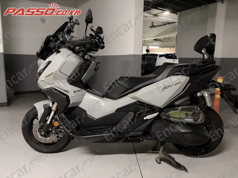Honda Adv 350 - фото 1