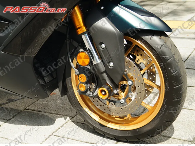 Yamaha T Max 560 - фото 5