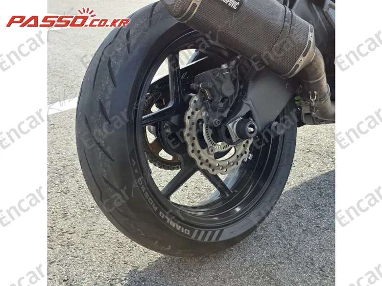Kawasaki Zx 6 R - фото 5