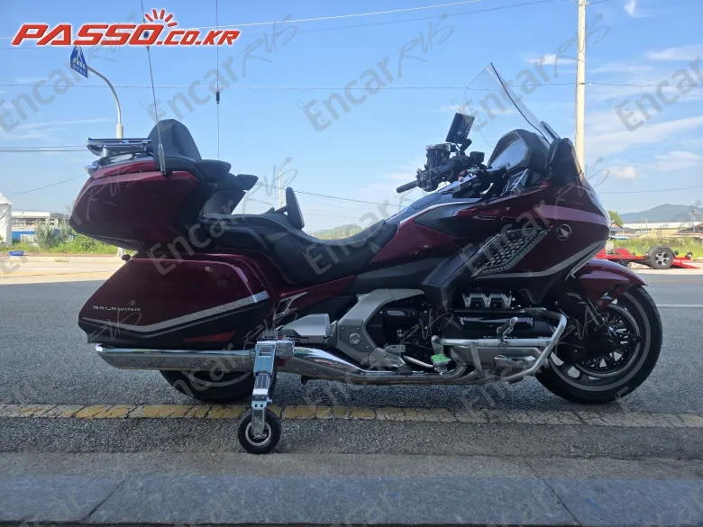 Honda Goldwing 1800 - фото 0