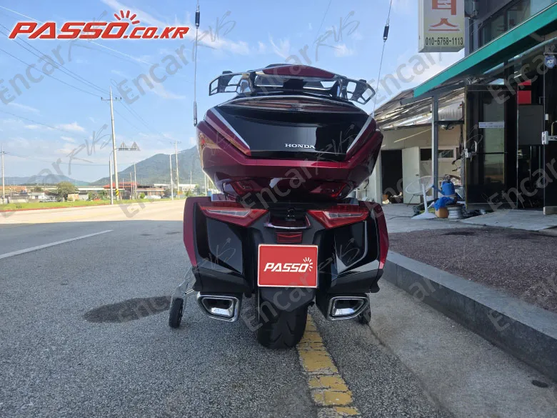 Honda Goldwing 1800 - фото 2