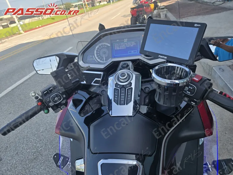 Honda Goldwing 1800 - фото 3