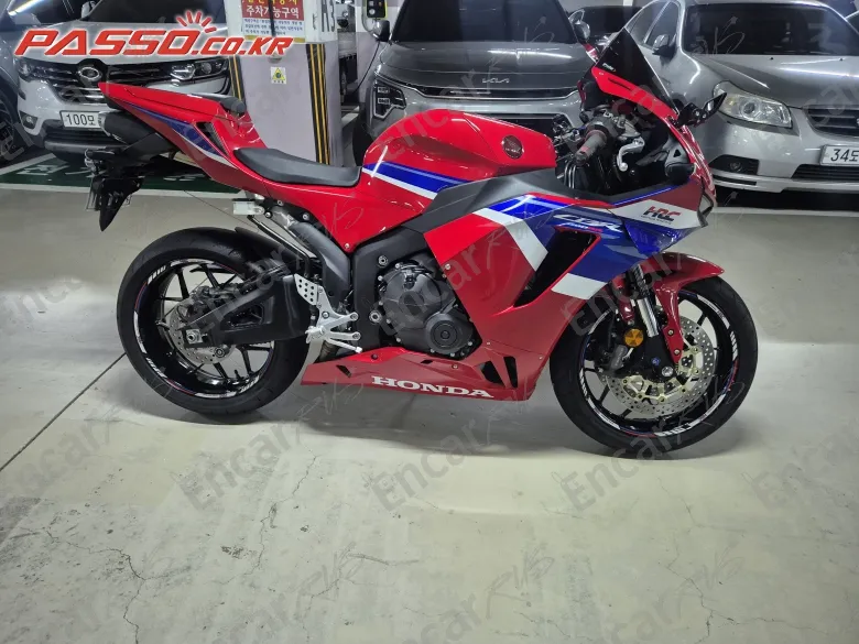 HONDA CBR 600 RR - фото 0