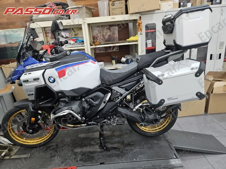 Bmw R 1300 Gs Adventure - фото 1