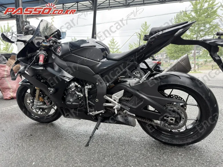 HONDA CBR 1000 RR-R FIREBLADE SP - фото 1