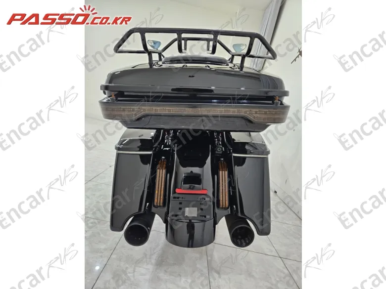 HARLEY-DAVIDSON FLHXS STREET GLIDE SPECIAL - фото 2
