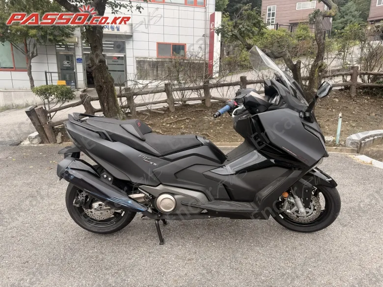 KYMCO AK 550 i - фото 0