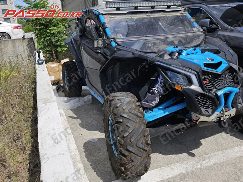 Brp Can-Am Maverick X3 X Rc - фото 0