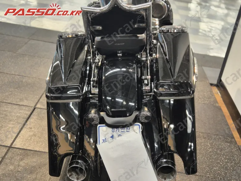 Harley-Davidson Flhx - фото 2